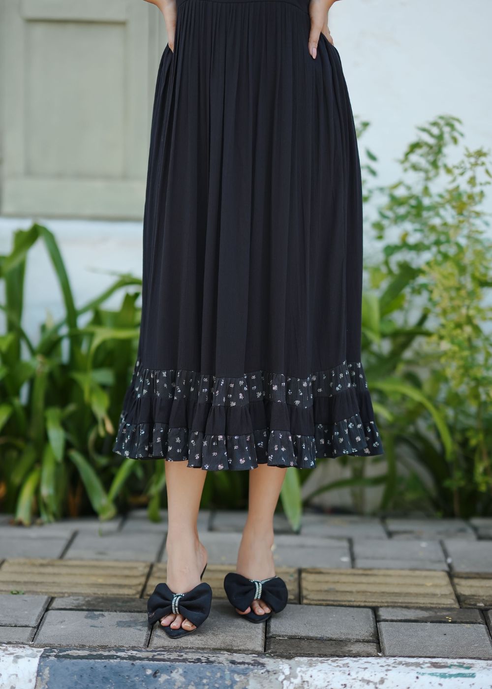 Onyx Bloom Floral Maxi Dress