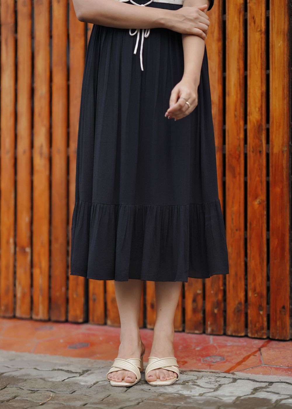 Black Rhapsody – Bold Elegance in a Timeless Silhouette