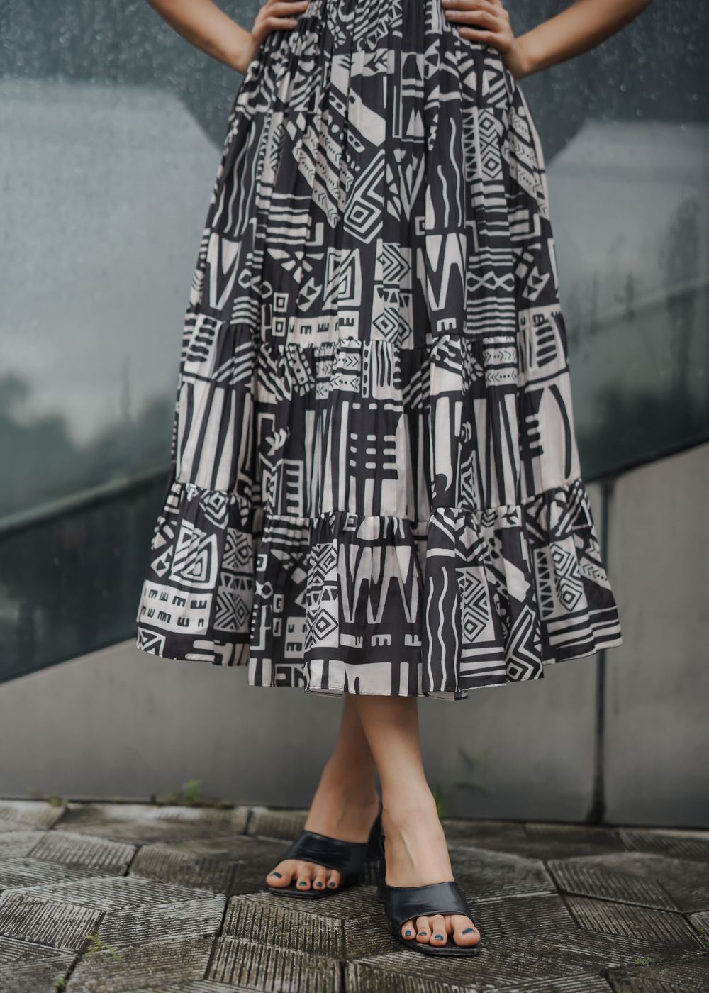 Black Mystic Grid β Contemporary Elegance with a Bold Edge