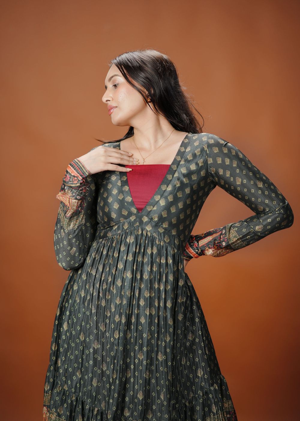 Heritage Veil – Timeless Elegance with Cultural Grace