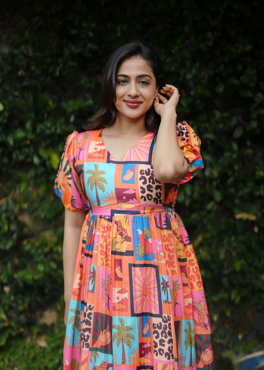 Tropic Maze ā Vibrant Prints with a Contemporary Edge