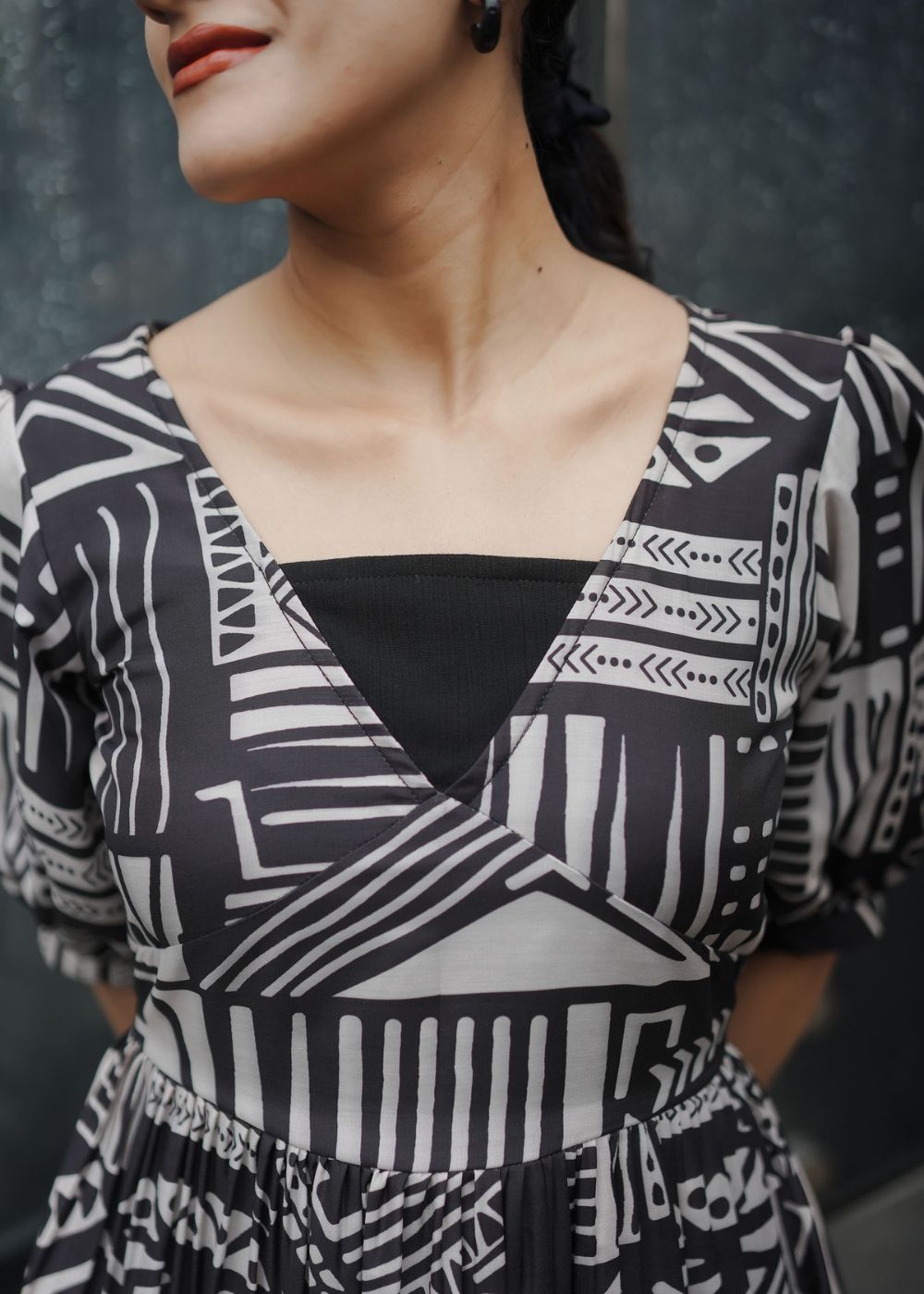 Black Mystic Grid β Contemporary Elegance with a Bold Edge
