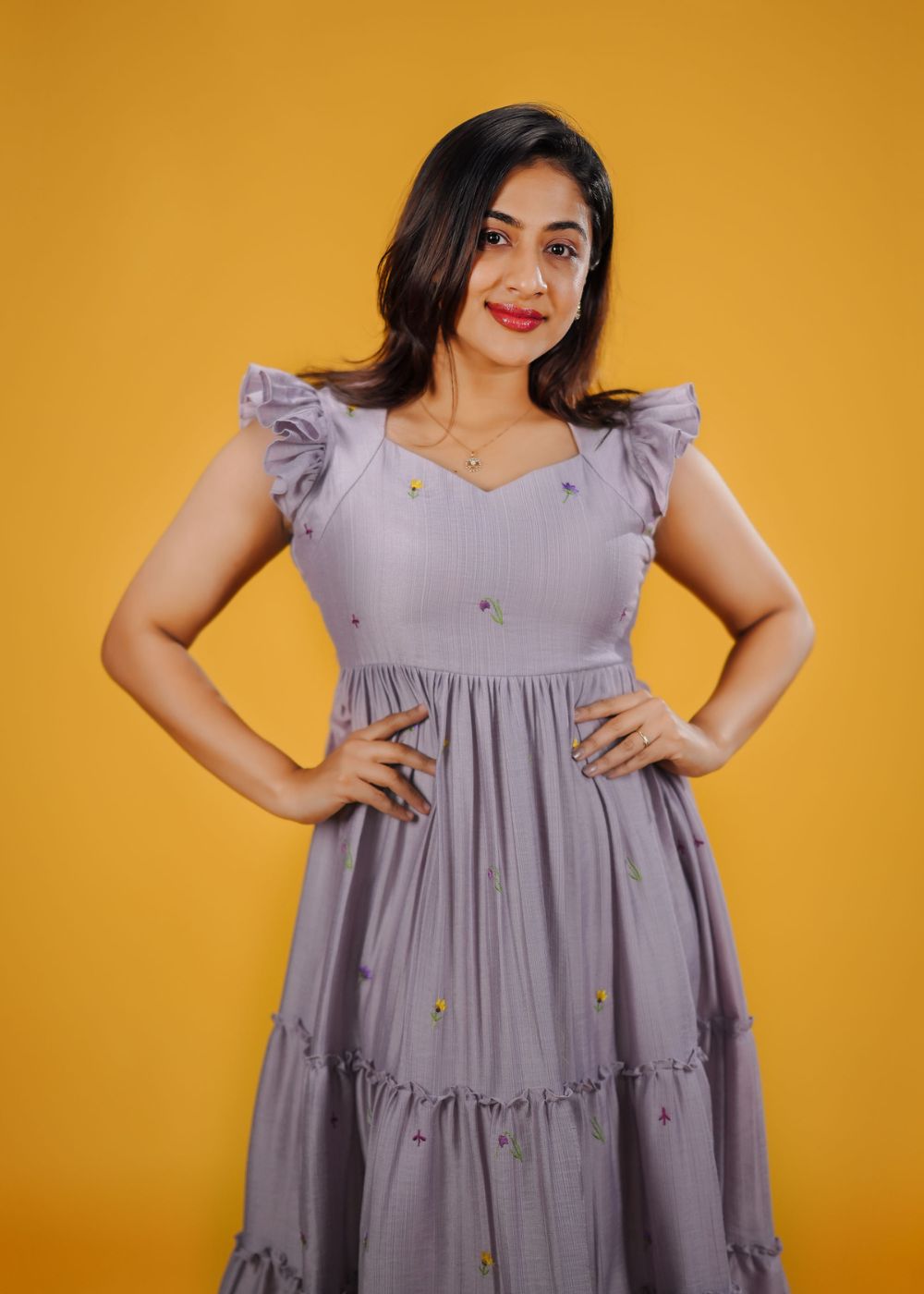 Lilac Song – Dreamy Pastel Elegance with a Graceful Flow