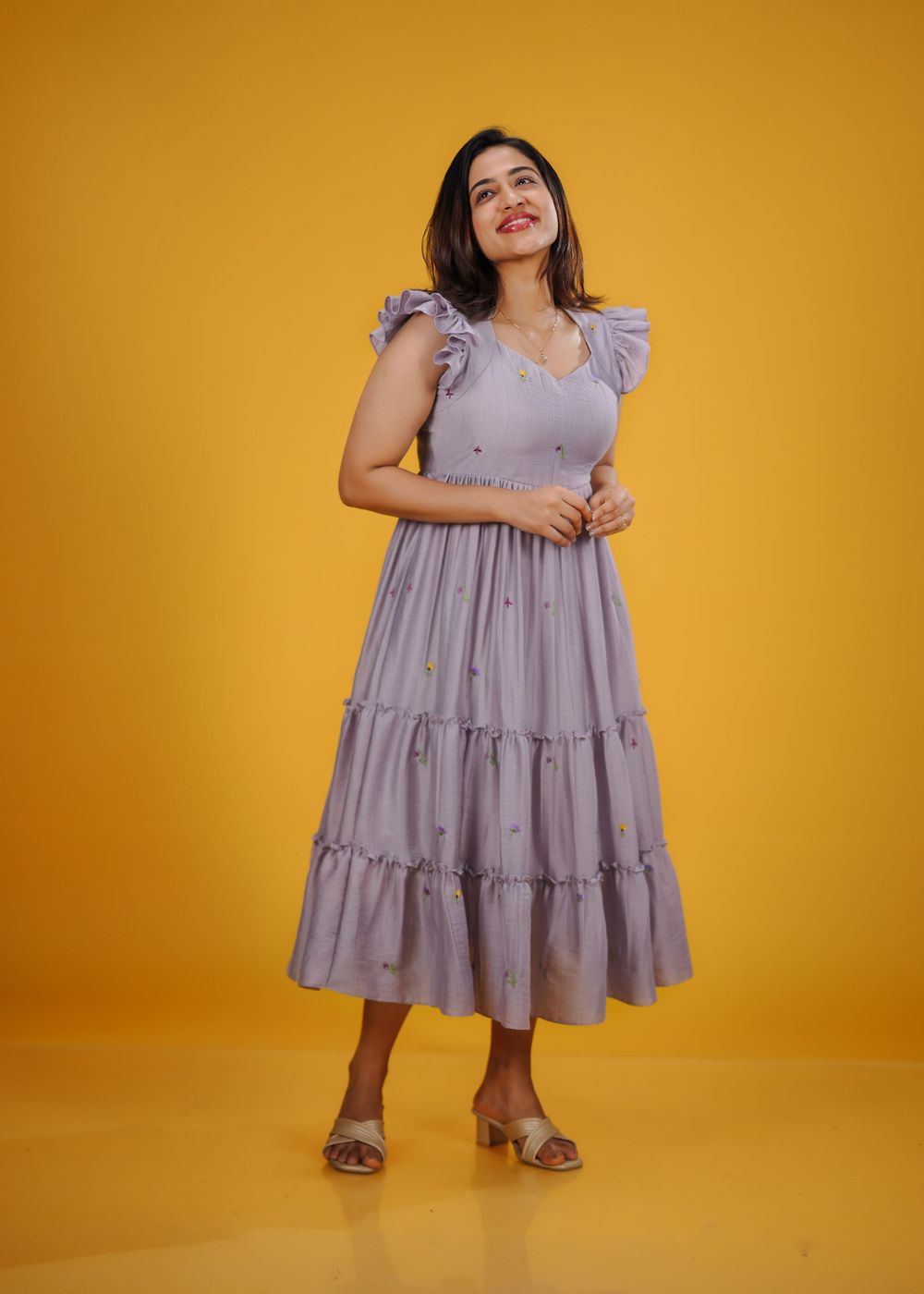 Lilac Song – Dreamy Pastel Elegance with a Graceful Flow