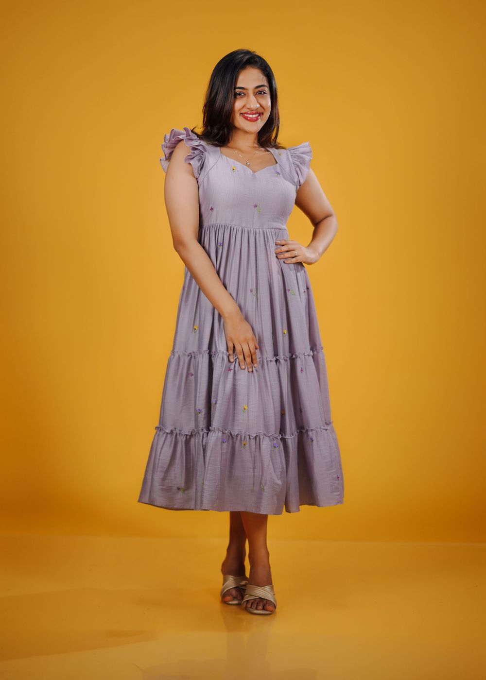 Lilac Song – Dreamy Pastel Elegance with a Graceful Flow