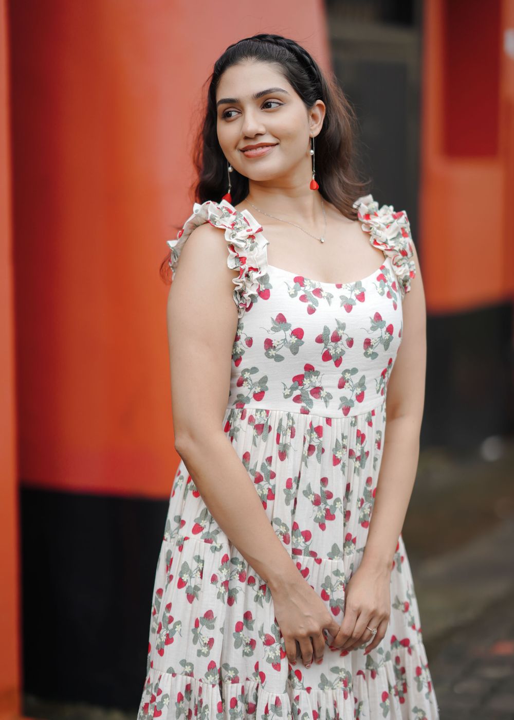 Strawberry Sway – Playful Elegance in a Fresh Summer Hue